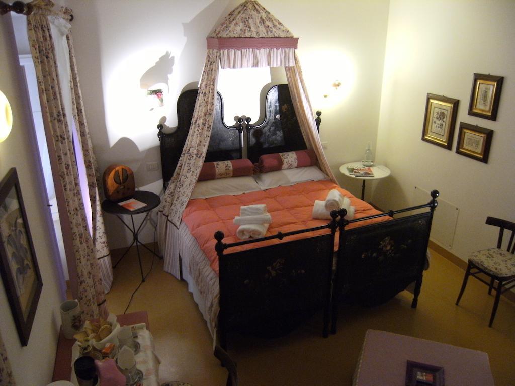Elizabeth B&B Cagliari Szoba fotó